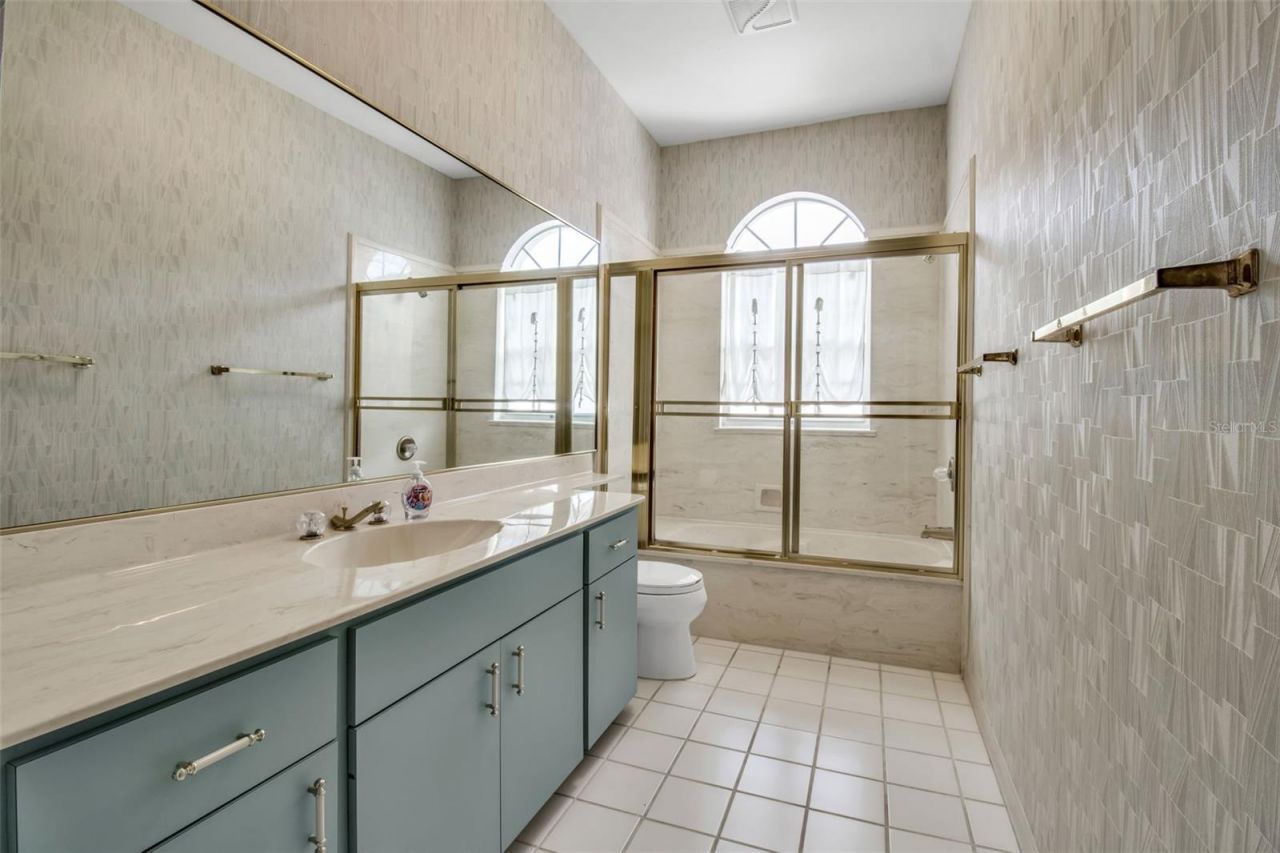 4706 61st Avenue Drive W, Bradenton, FL 34210 Photo