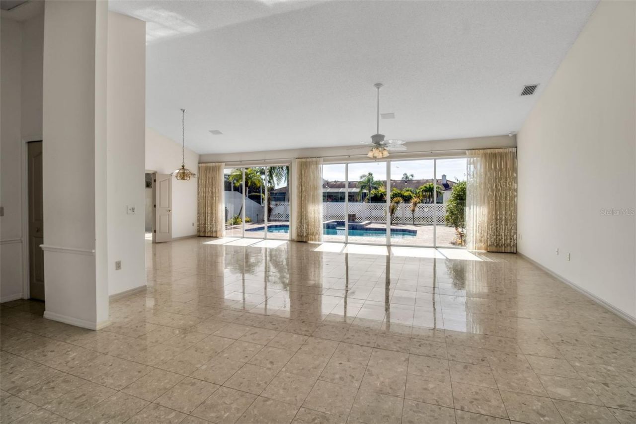 4706 61st Avenue Drive W, Bradenton, FL 34210 Photo