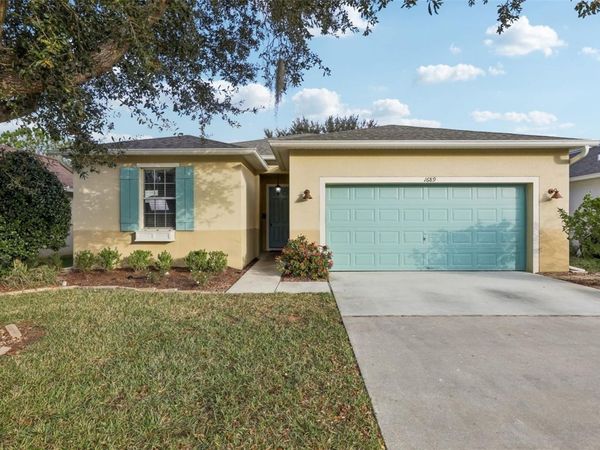 1689 STRATHMORE CIRCLE, MOUNT DORA, FL 32757