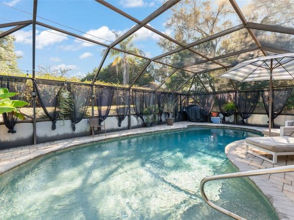 961 MILLENBECK AVENUE, DELTONA, FL 32725