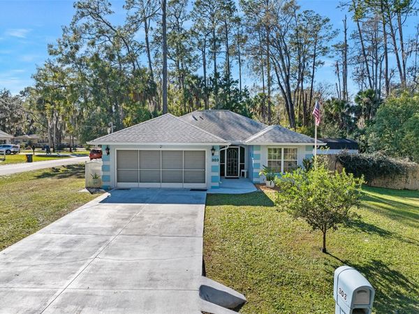 303 N ANDERSON STREET, BUNNELL, FL 32110
