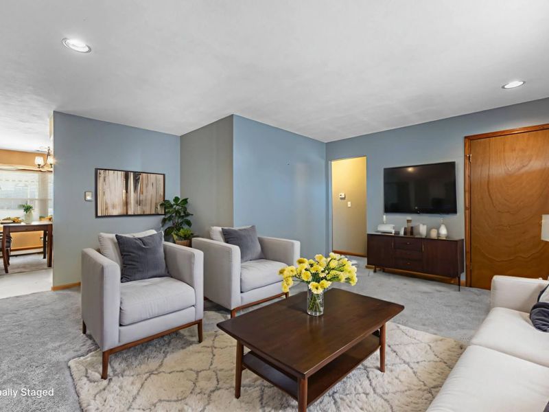 188 Mark Court, Germantown, OH 45327 Photo 5