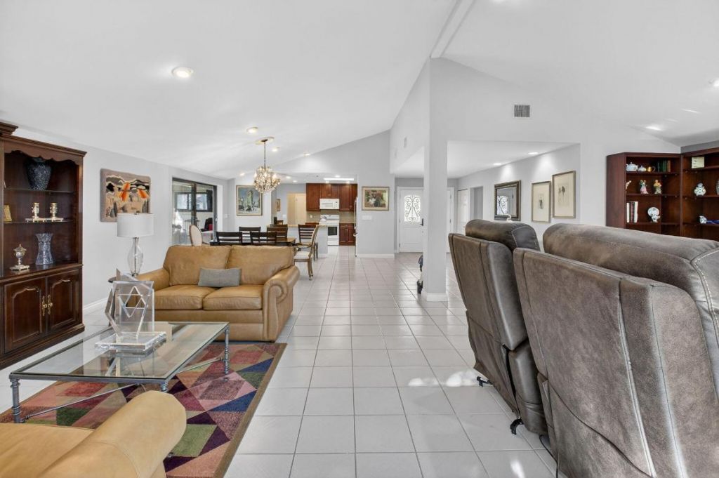 51 Bristol Drive, Boynton Beach, FL 33436 Photo