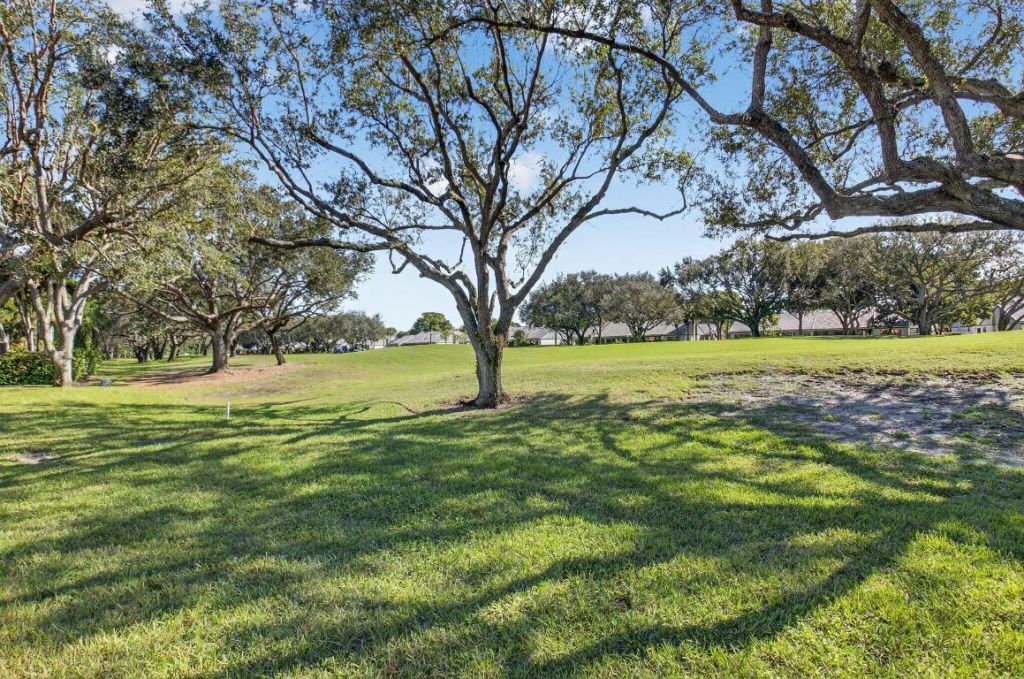 51 Bristol Drive, Boynton Beach, FL 33436 Photo