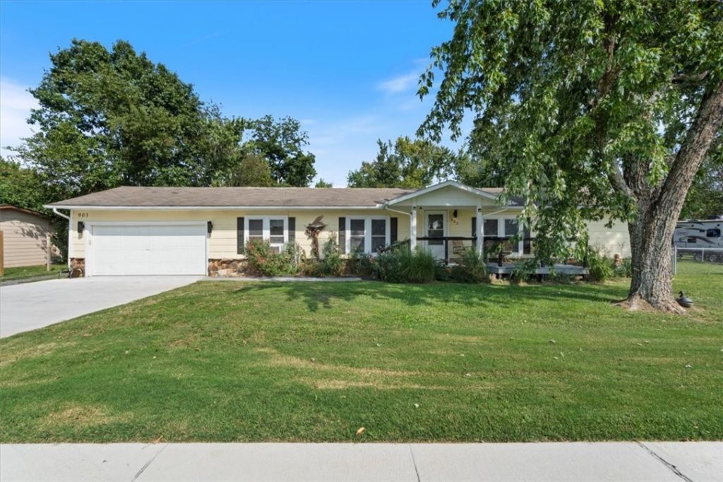 903 Water Tower Road, Bentonville, AR 72712 Main Photo