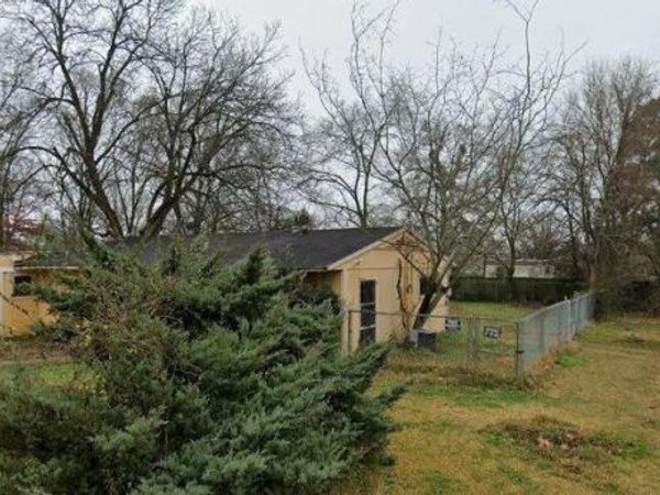 4233 Ridgeway Street, Shreveport, LA 71107