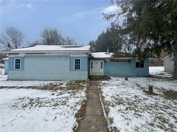 16939 Staff Ave, Cochranton, PA 16314