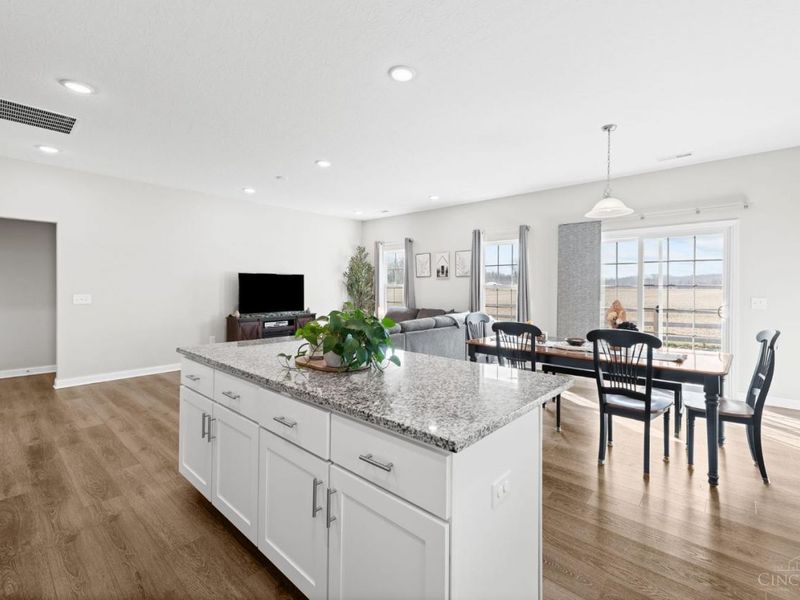 131 Cobble Stone Lane, Clarksville, OH 45113 Photo 4