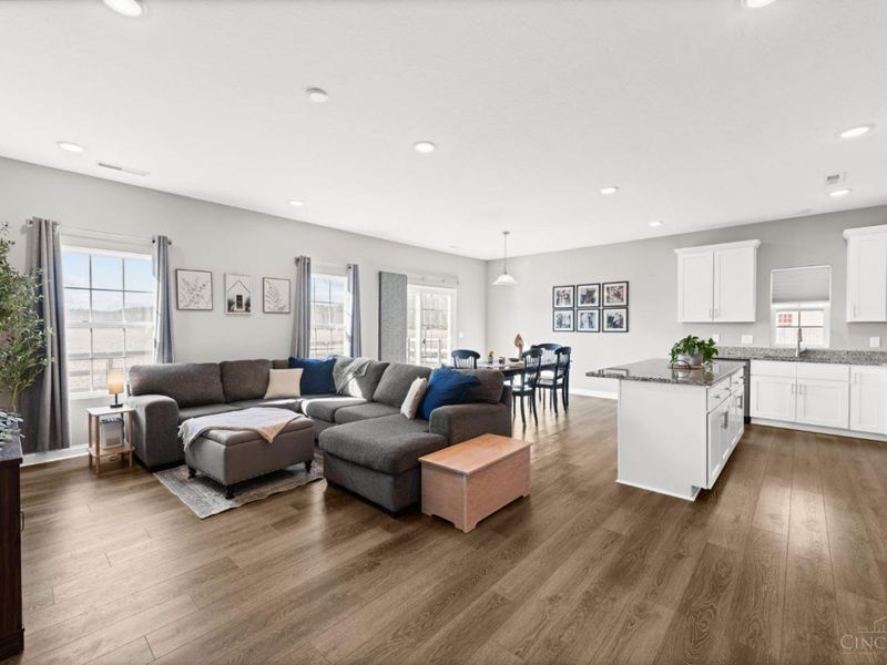 131 Cobble Stone Lane, Clarksville, OH 45113 Photo 6