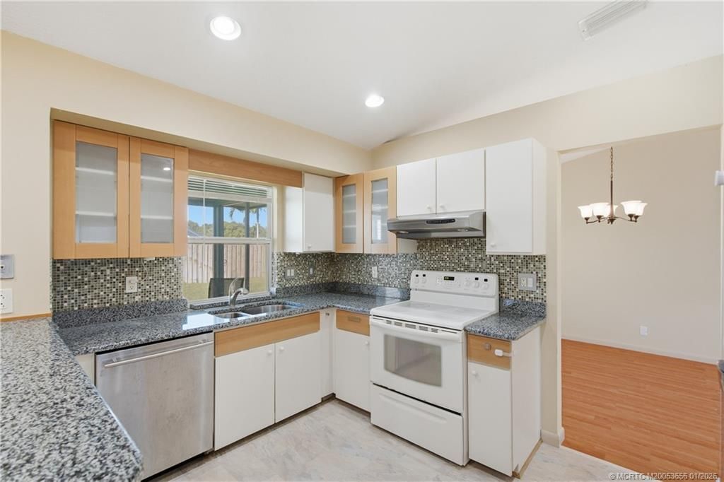 2905 SE Glasgow Drive, Stuart, FL 34997 Photo