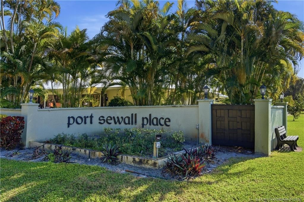 2905 SE Glasgow Drive, Stuart, FL 34997 Photo