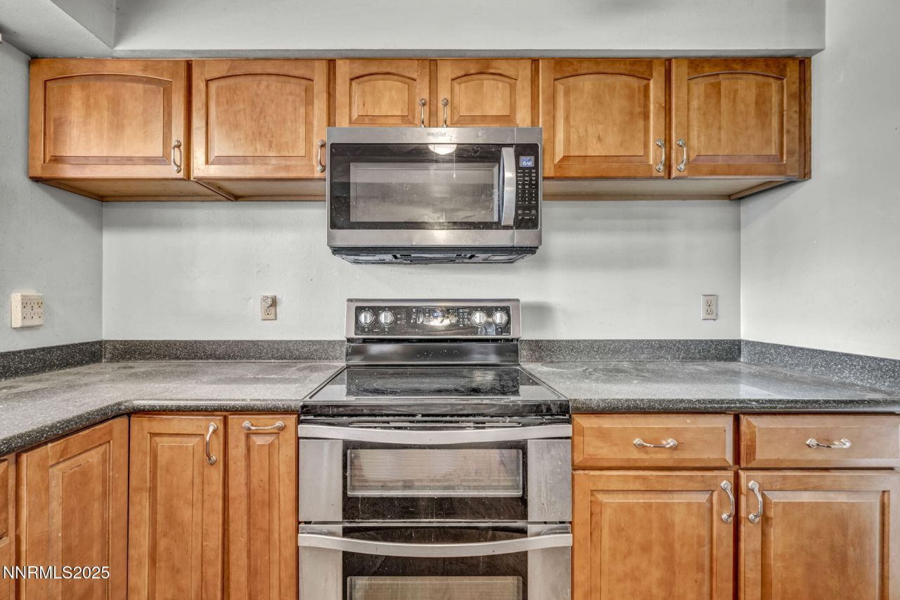 9421 Wigwam Way, Reno, NV 89506 Photo