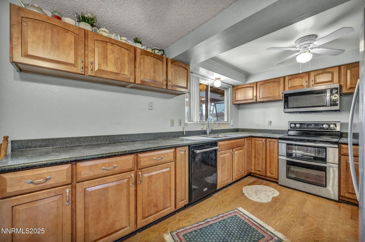 9421 Wigwam Way, Reno, NV 89506 Photo