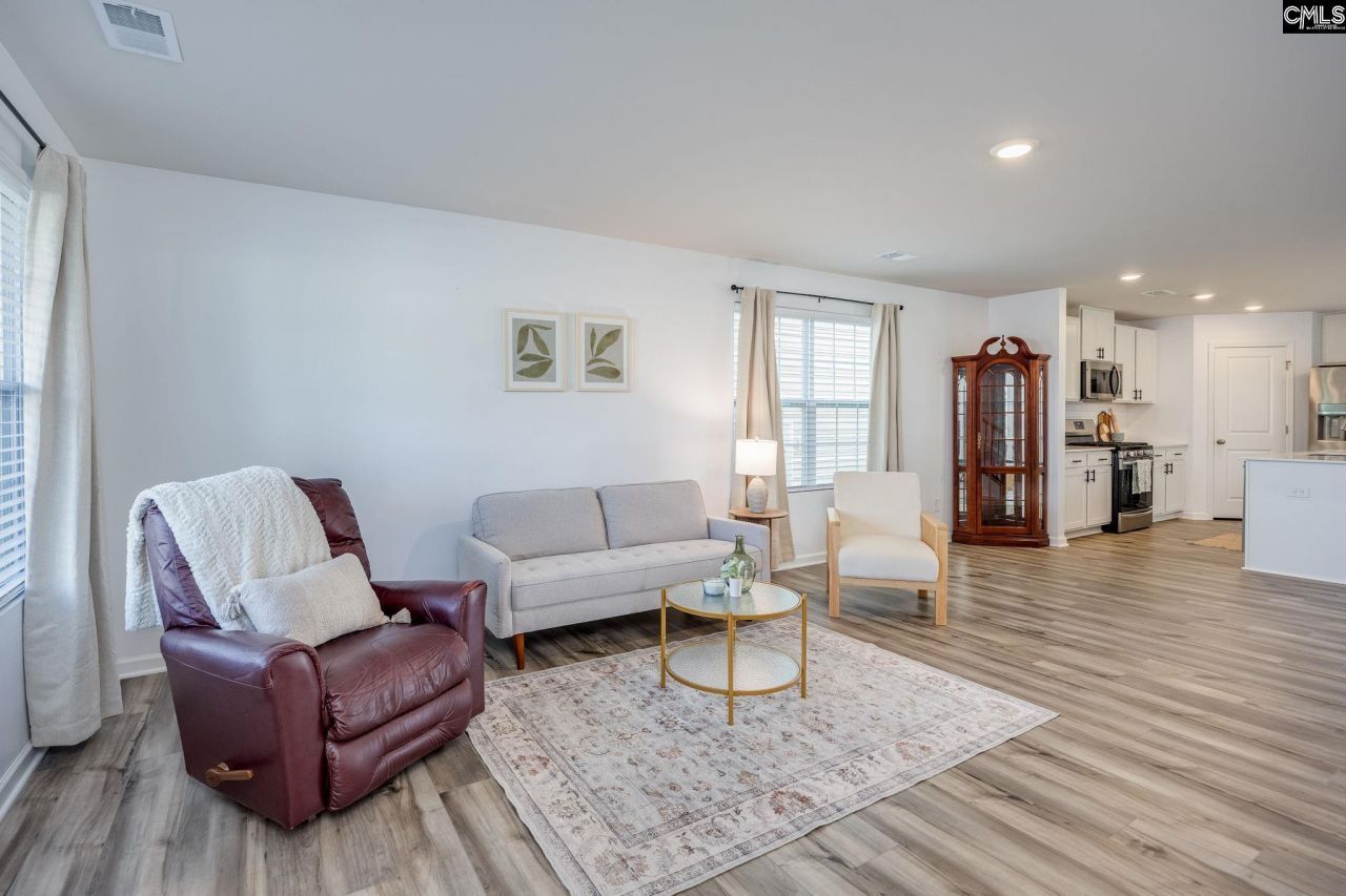 410 Windy Farm Road Photo 13