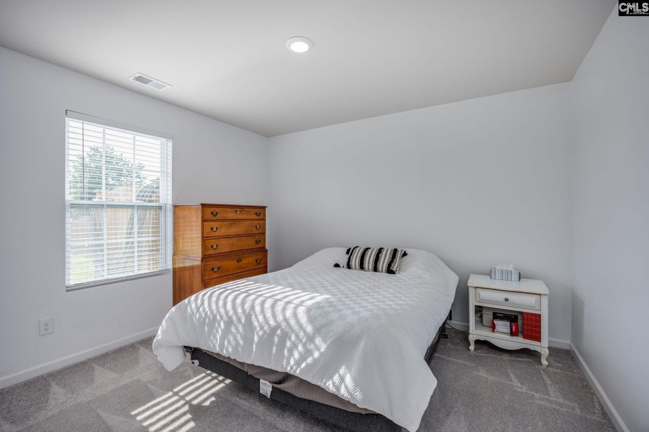 410 Windy Farm Road Photo 31