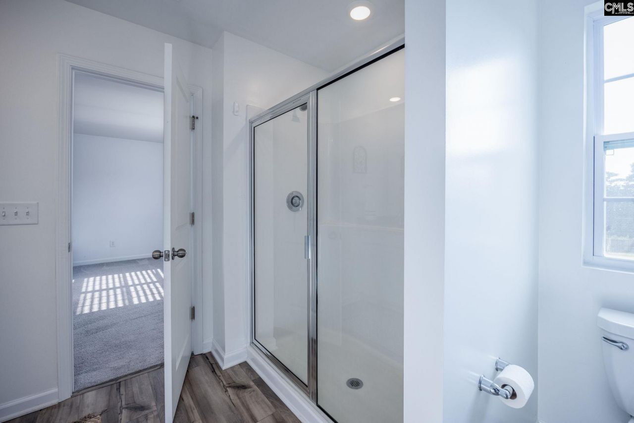 410 Windy Farm Road Photo 33