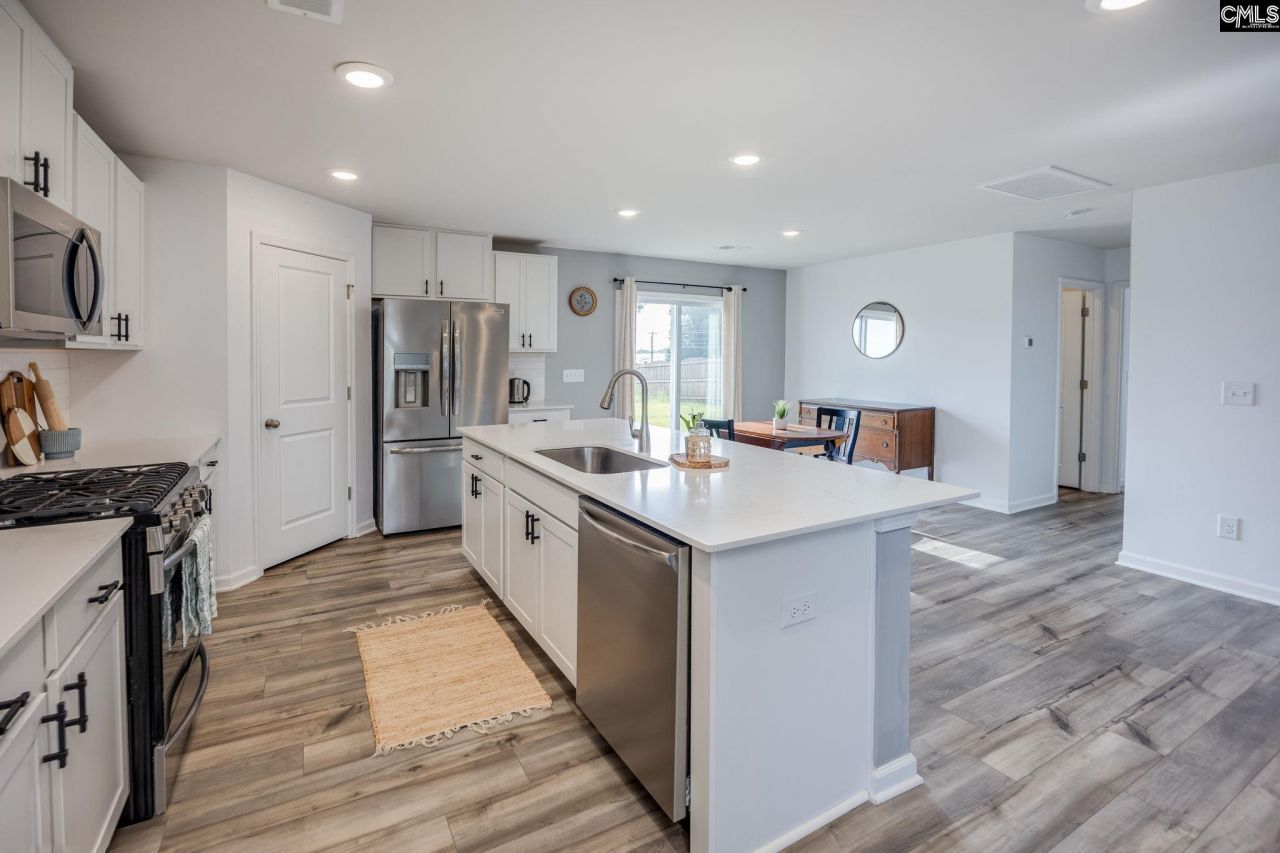 410 Windy Farm Road Photo 8