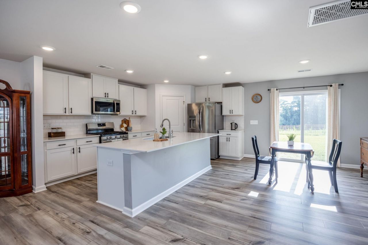 410 Windy Farm Road Photo 9