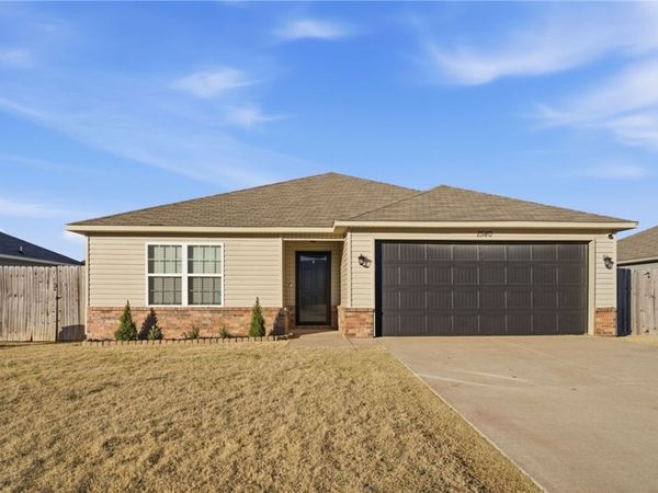 1540 Scotland Drive, Centerton, AR 72719