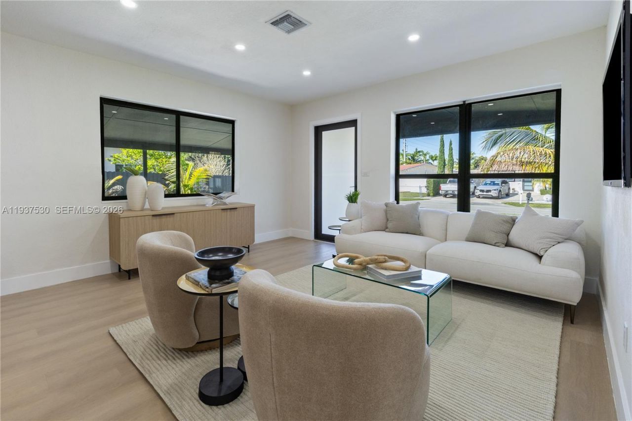 12620 SW 188th Ter, Miami, FL 33177 Photo