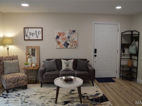 115 Lemans Court, Unit 115, Lake St Louis, MO 63367