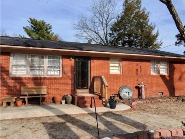 814 Eugene Street, Fayetteville, NC 28306