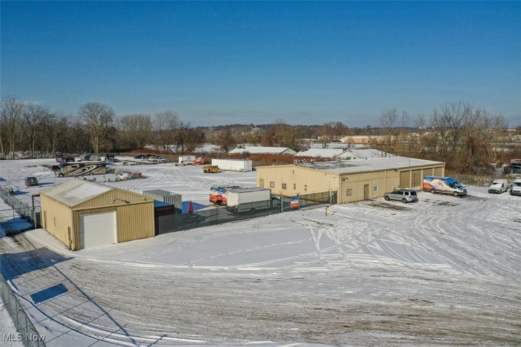 1920 S Main Street, Akron, OH 44301 Main Photo