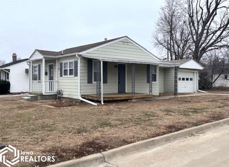 833 Filmore Street, Ottumwa, IA 52501 Main Photo