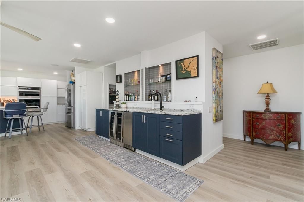 240 Driftwood Ln, Fort Myers Beach, FL 33931 Photo