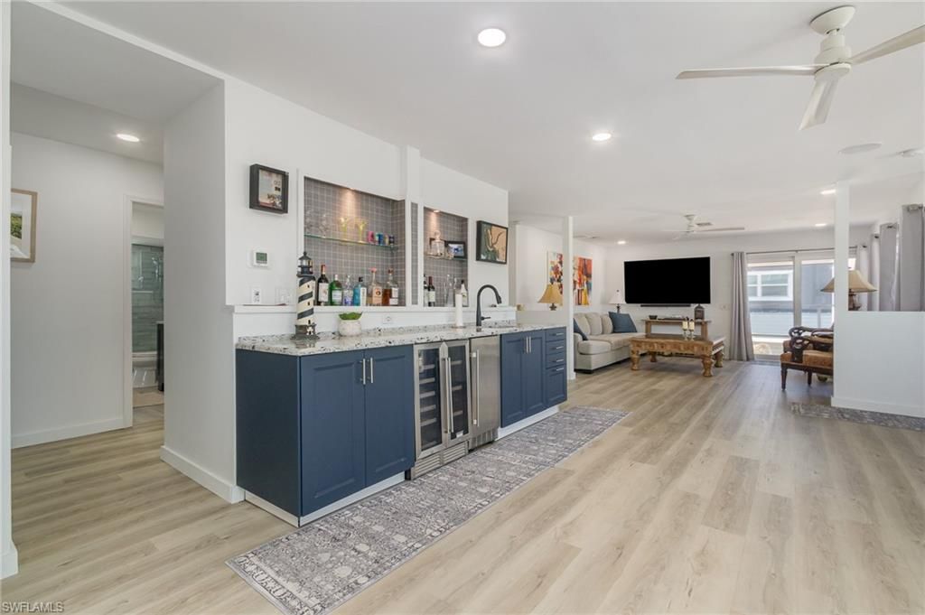 240 Driftwood Ln, Fort Myers Beach, FL 33931 Photo