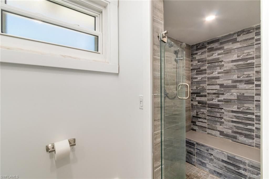 240 Driftwood Ln, Fort Myers Beach, FL 33931 Photo