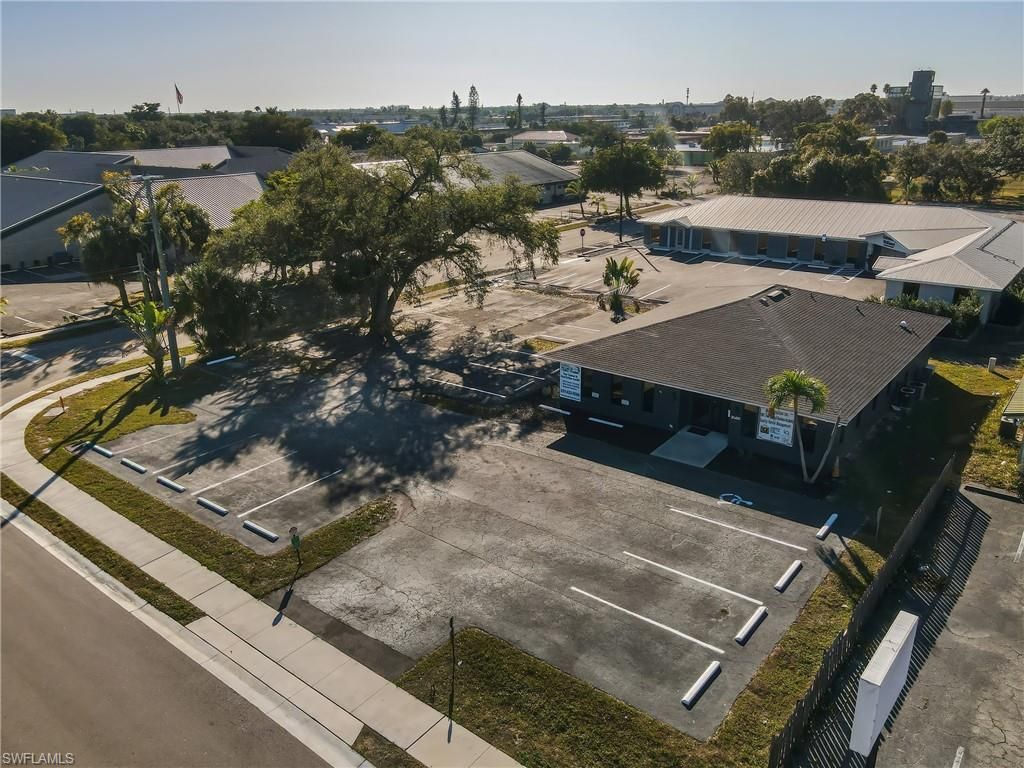 2080 Collier Ave , Fort Myers, FL 33901 Photo