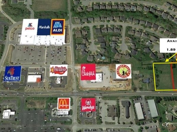 4841 Main St , Spring Hill, TN 37174