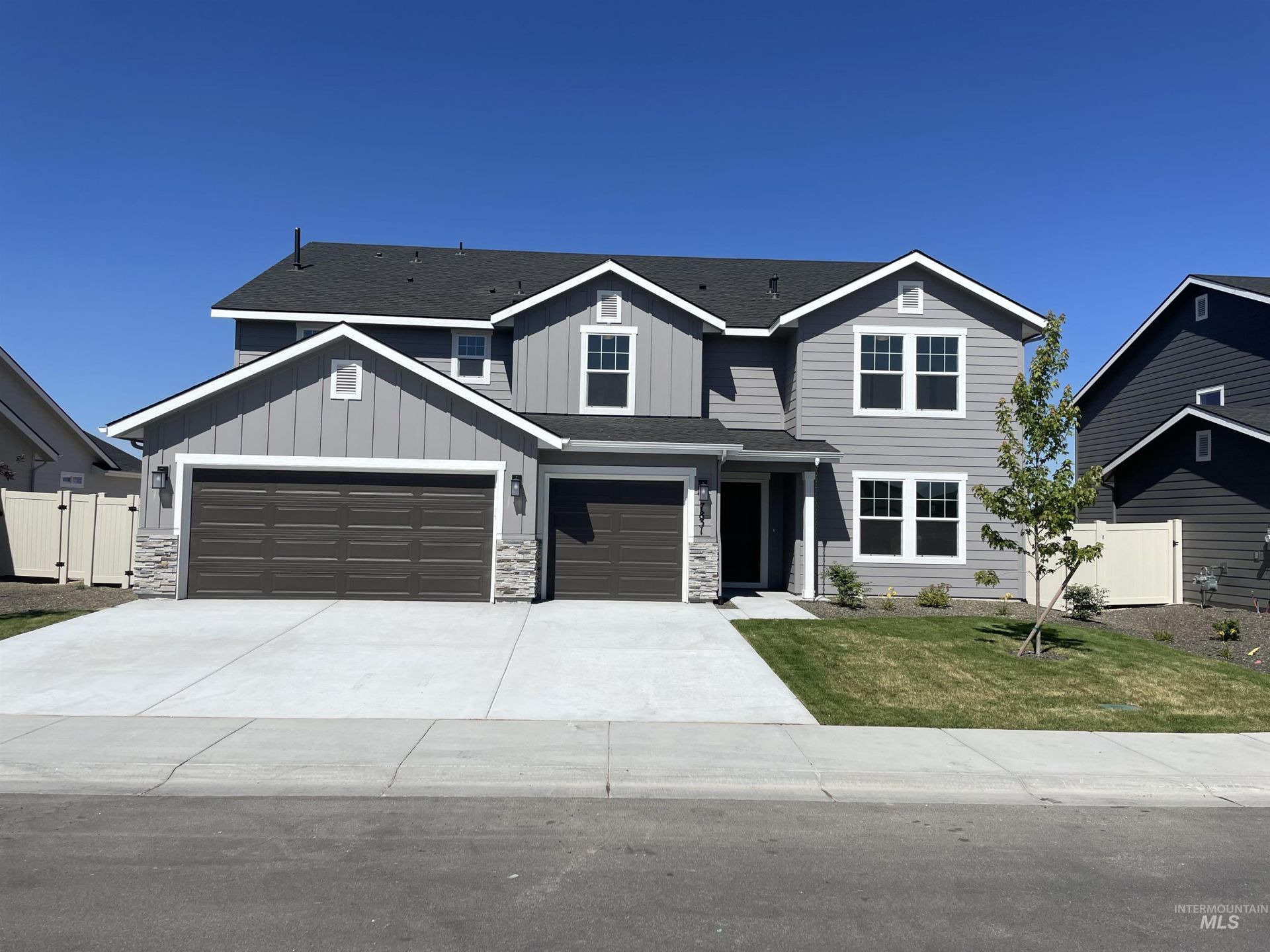 7831 E Meriwether Dr, Nampa, ID 83687 Main Photo