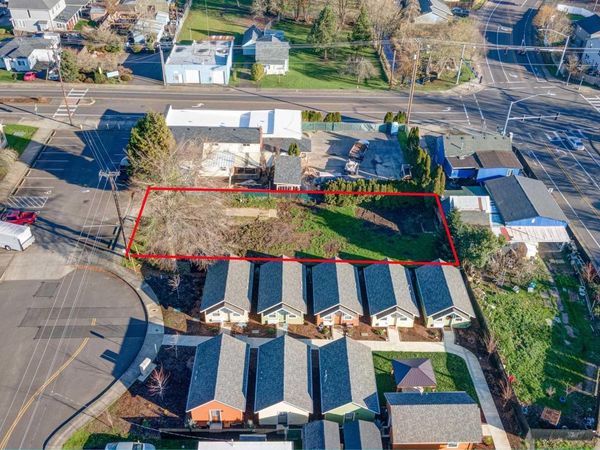 1758 Aguilas Ct NE, Salem, OR 97301