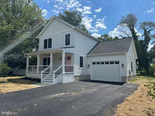 512 LIVINGSTONE STREET, COLONIAL BEACH, VA 22443