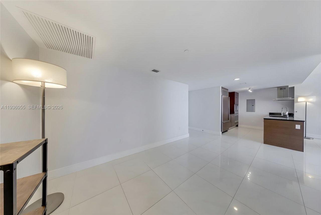 495 Brickell Ave, Unit 5205, Miami, FL 33131 Photo