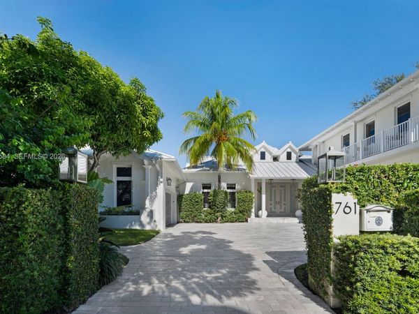 761 Buttonwood Ln, Miami, FL 33137