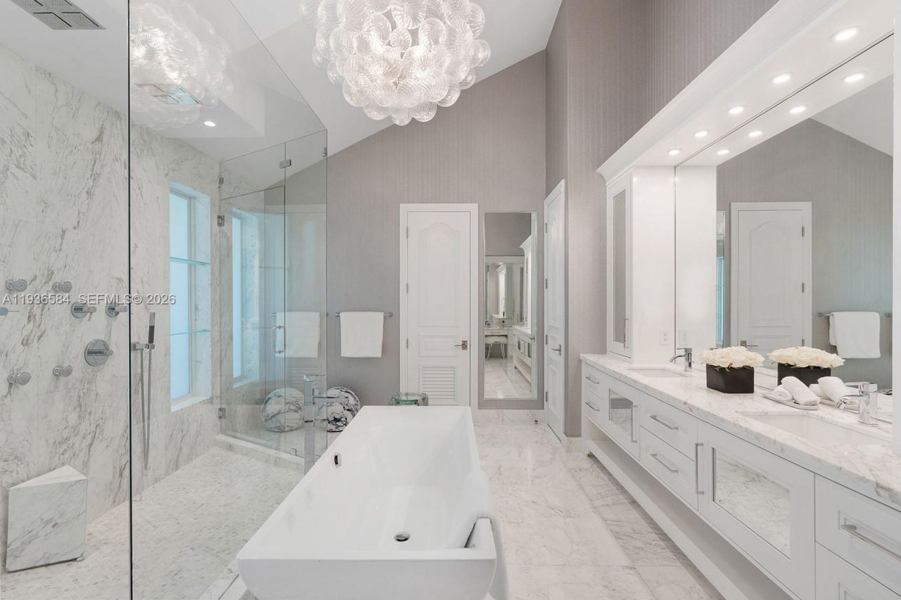 761 Buttonwood Ln, Miami, FL 33137 Photo