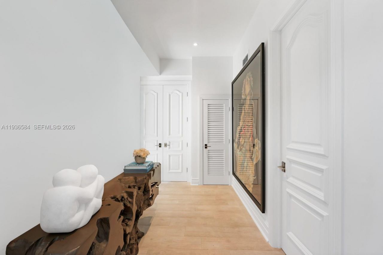 761 Buttonwood Ln, Miami, FL 33137 Photo