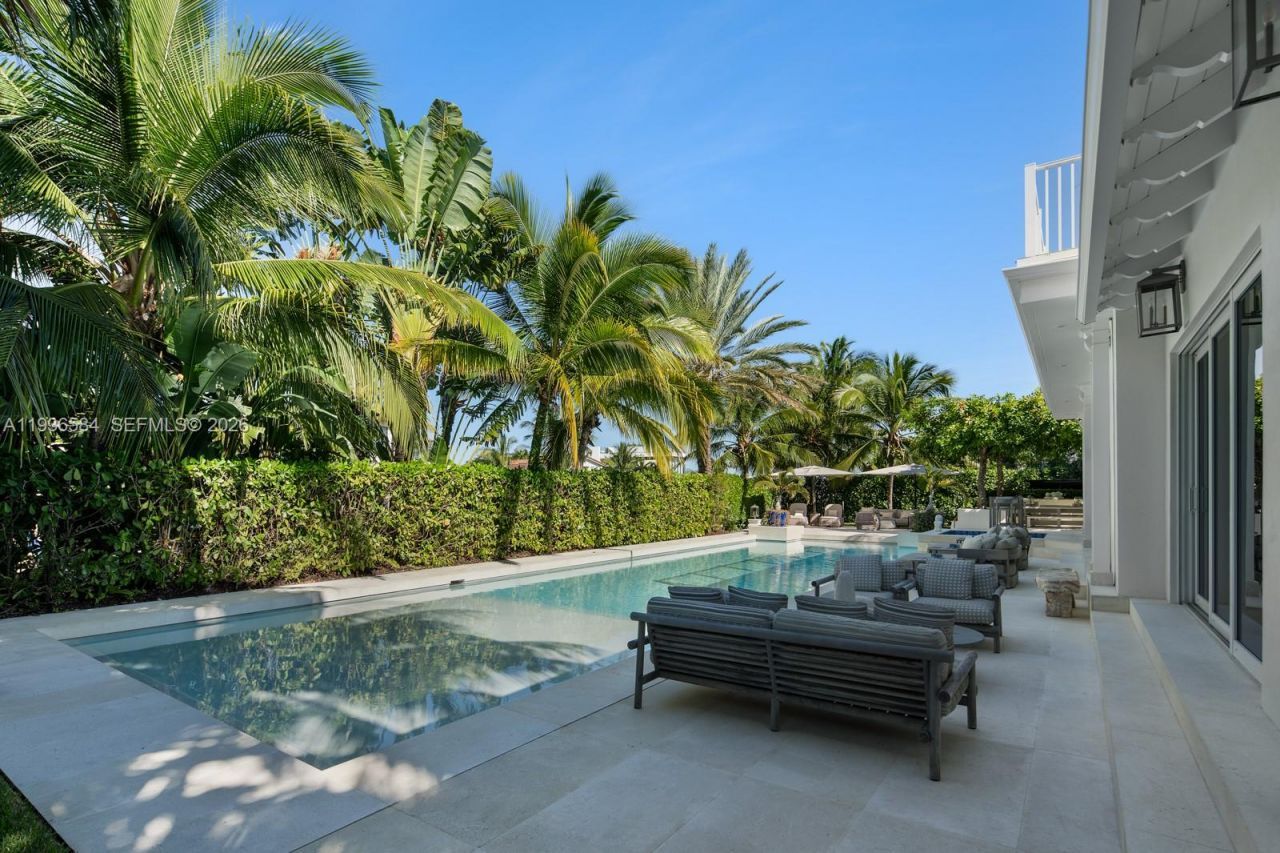 761 Buttonwood Ln, Miami, FL 33137 Photo