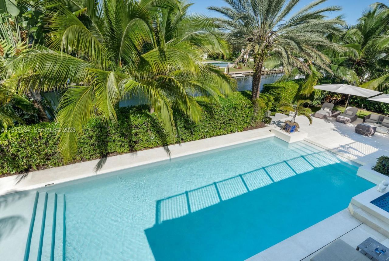 761 Buttonwood Ln, Miami, FL 33137 Photo