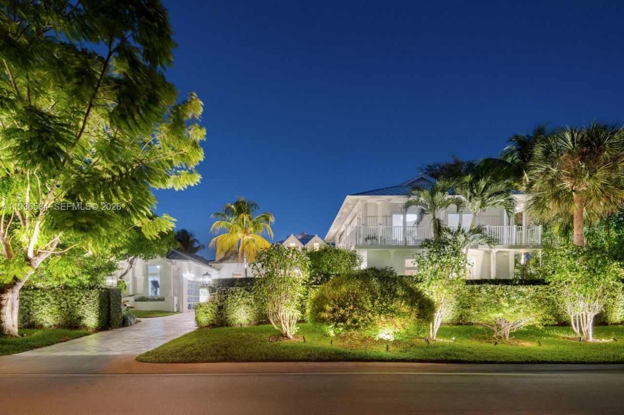 761 Buttonwood Ln, Miami, FL 33137 Photo