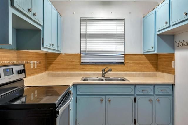 3033 NW 43rd Ave, Unit 109, Lauderdale Lakes, FL 33313 Photo