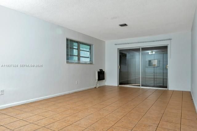 3033 NW 43rd Ave, Unit 109, Lauderdale Lakes, FL 33313 Photo