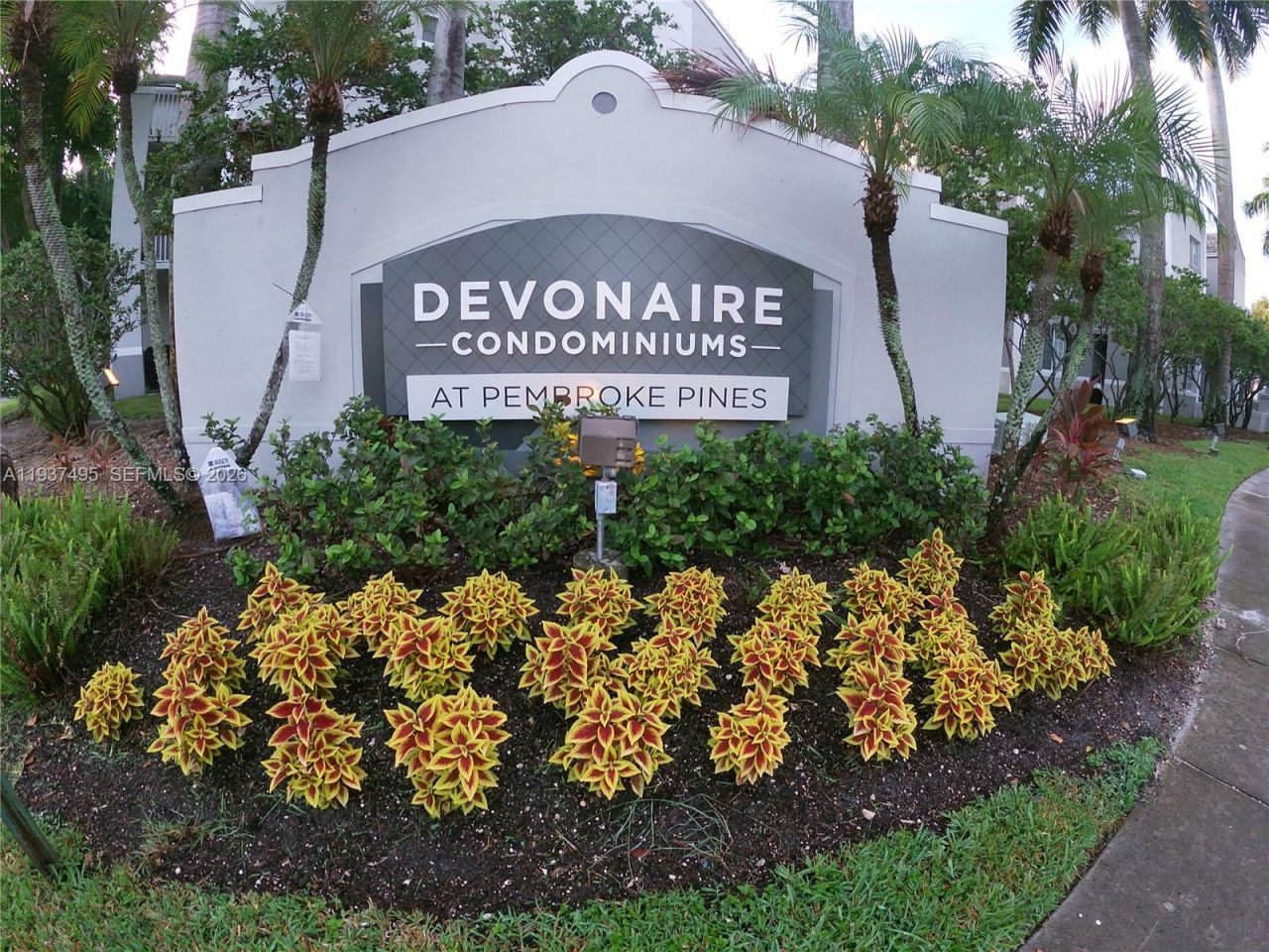 620 SW 111th Ave, Unit 101, Pembroke Pines, FL 33025 Photo