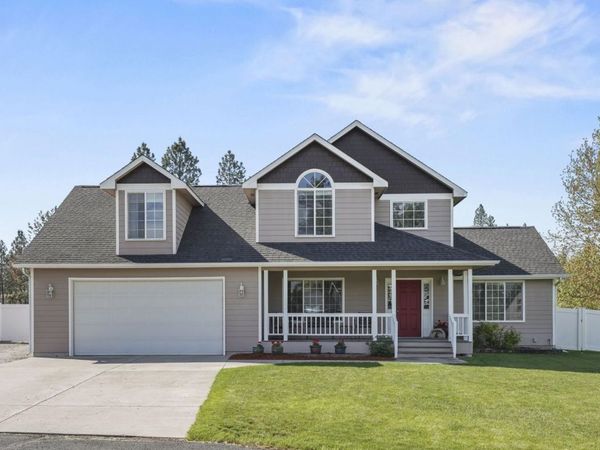 3916 E Tanager Ln, Mead, WA 99021