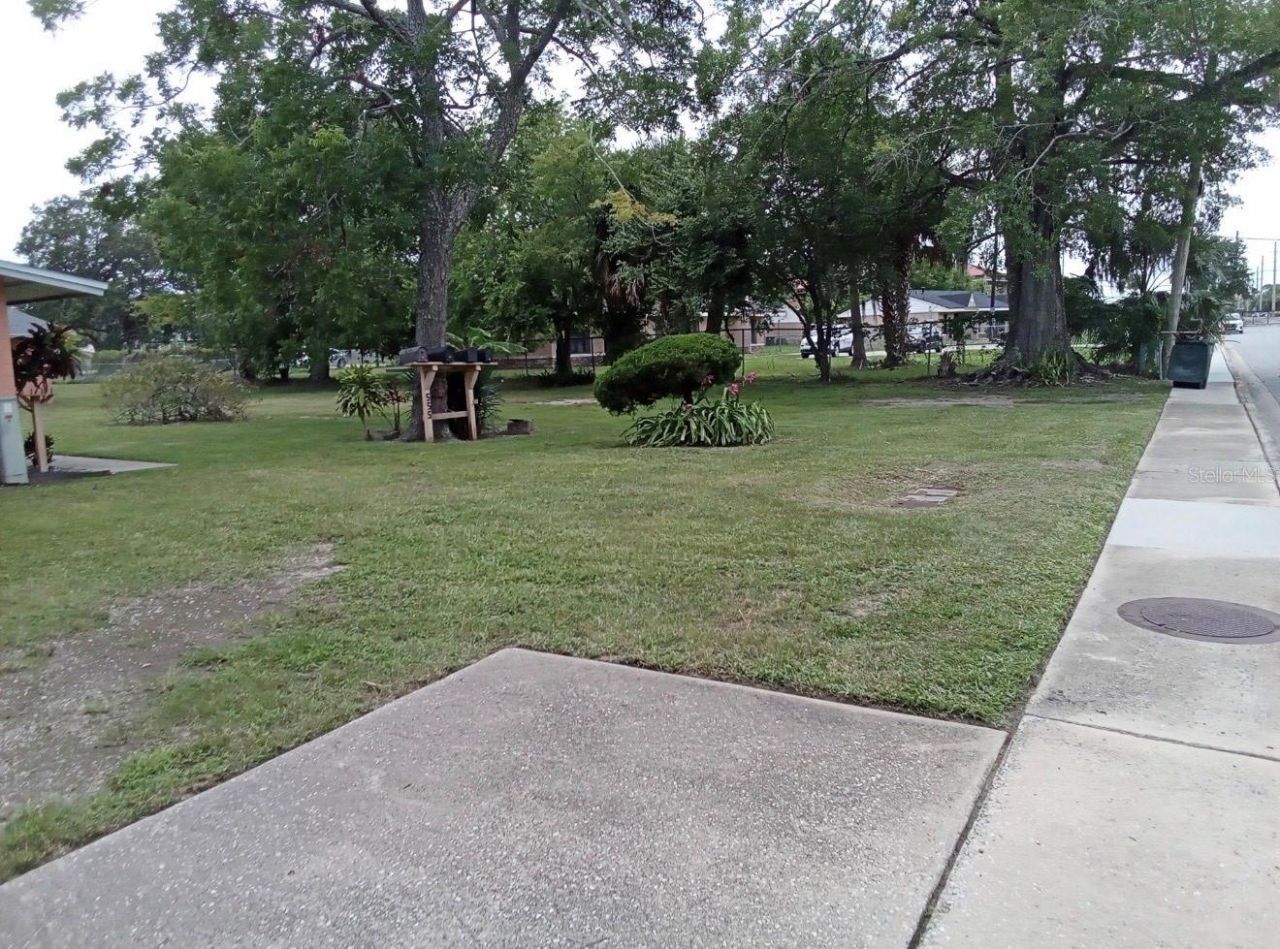 555 Oak Street, Daytona Beach, FL 32114 Photo