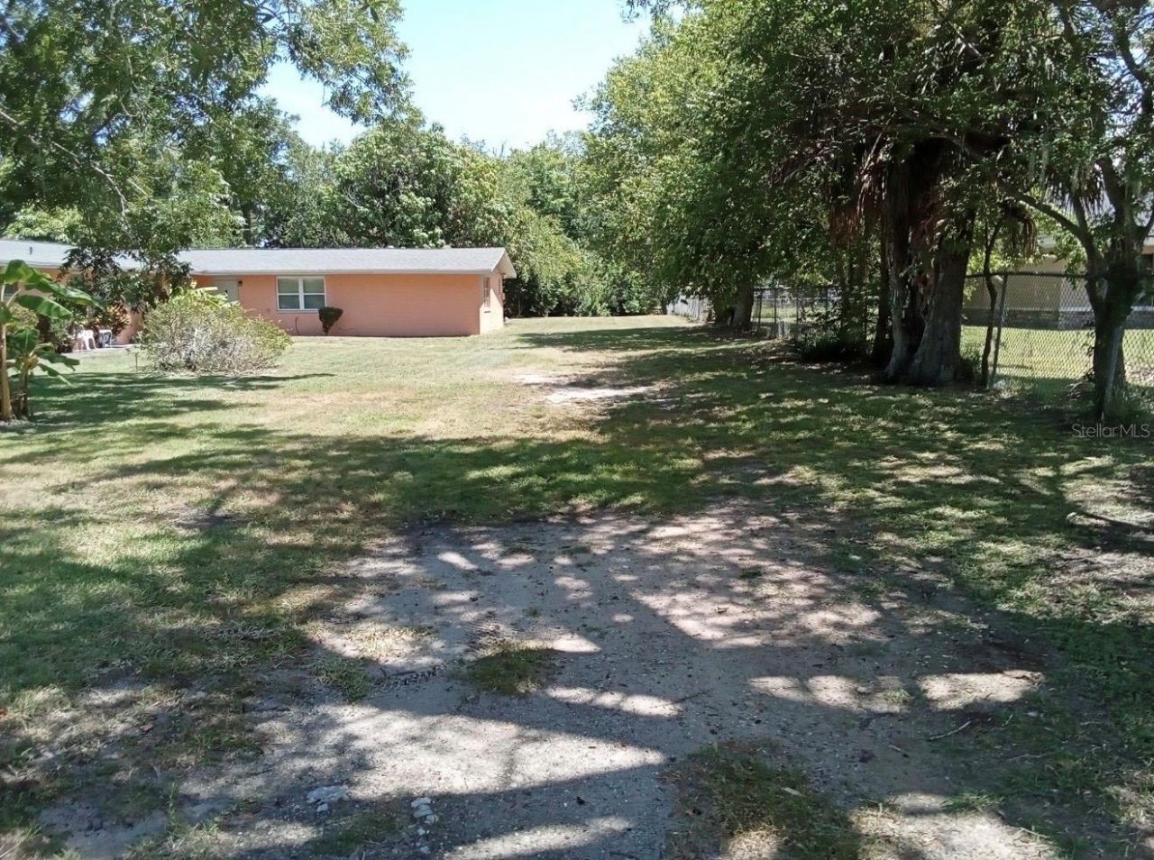 555 Oak Street, Daytona Beach, FL 32114 Photo