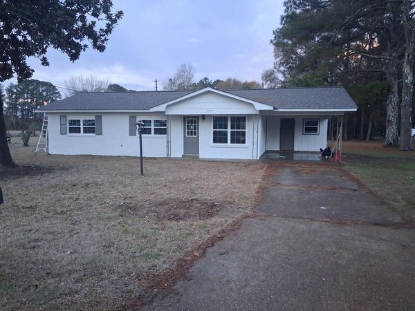 279 Pandora Drive, Columbus, MS 39702